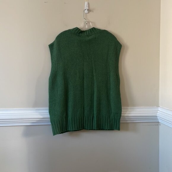 BY ANTHROPOLOGIE OVERSIZED CABLE-KNIT SWEATER VEST IN GREEN - Picture 5 of 5
